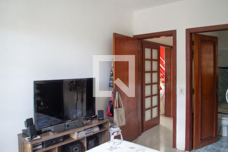 Suite 1 de casa à venda com 4 quartos, 200m² em Santa Tereza, Porto Alegre