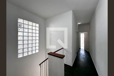 Corredor Quartos de casa para alugar com 3 quartos, 123m² em Brooklin, São Paulo