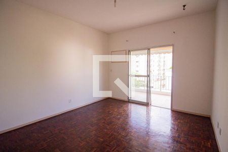 Quarto 1 de apartamento para alugar com 2 quartos, 66m² em Grajaú, Rio de Janeiro