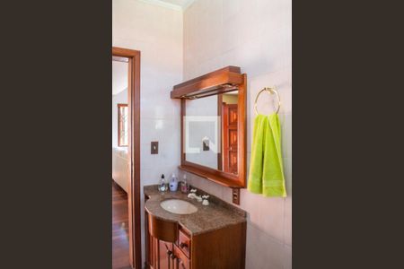 Lavabo de casa de condomínio à venda com 4 quartos, 371m² em Espírito Santo, Porto Alegre