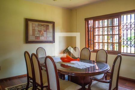 Sala de jantar de casa de condomínio à venda com 4 quartos, 371m² em Espírito Santo, Porto Alegre