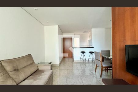 sala de apartamento à venda com 2 quartos, 66m² em Belvedere, Belo Horizonte