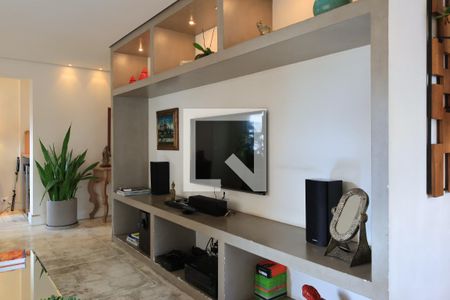 Sala de apartamento à venda com 3 quartos, 137m² em Jardim Europa, São Paulo