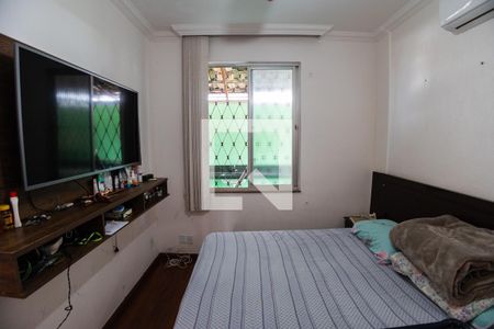 Quarto 1 / 2º andar de casa à venda com 3 quartos, 160m² em Santa Mônica, Belo Horizonte