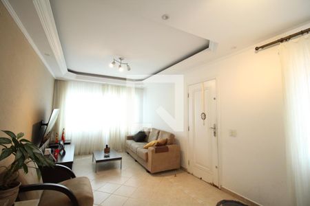 Sala de casa à venda com 6 quartos, 200m² em Jardim Analia Franco, São Paulo