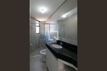 Banheiro de apartamento para alugar com 1 quarto, 60m² em Santo Agostinho, Belo Horizonte