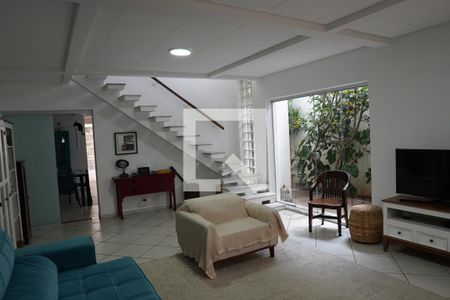 Sala de casa à venda com 3 quartos, 250m² em Sumaré, São Paulo