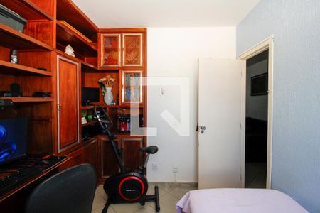 Quarto de apartamento à venda com 3 quartos, 75m² em Floresta, Belo Horizonte