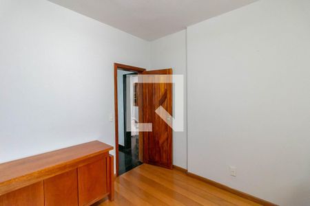 Quarto Suíte de casa para alugar com 4 quartos, 360m² em Santa Lúcia, Belo Horizonte
