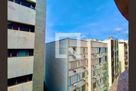 Varanda vista de apartamento à venda com 1 quarto, 95m² em Lagoa, Rio de Janeiro