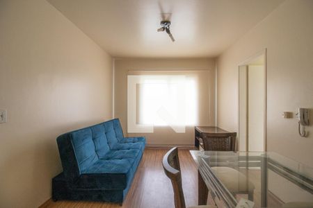Sala de apartamento para alugar com 1 quarto, 46m² em São João, Porto Alegre