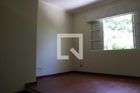 Quarto 2 de casa para alugar com 4 quartos, 250m² em  Sumaré, São Paulo