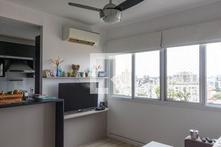 Sala de apartamento à venda com 3 quartos, 65m² em Azenha, Porto Alegre