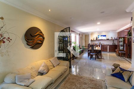 Sala 1° Pavimento de casa à venda com 3 quartos, 330m² em Serra, Belo Horizonte