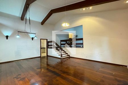 Sala de casa de condomínio para alugar com 2 quartos, 300m² em Residencial Morada dos Pássaros-aldeia da Serra, Barueri