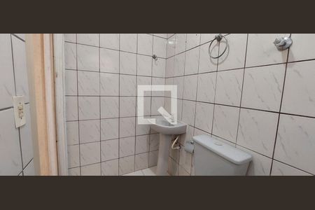 Banheiro  de casa para alugar com 1 quarto, 50m² em Jardim Santa Cristina, Santo André