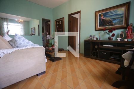 Sala de casa para alugar com 4 quartos, 282m² em Carlos Prates, Belo Horizonte