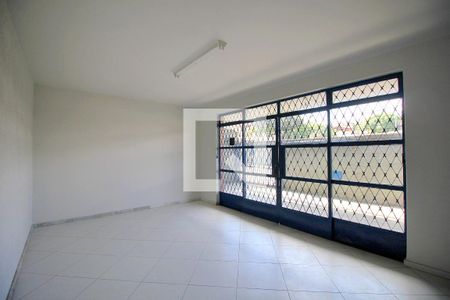 Sala de casa para alugar com 4 quartos, 445m² em Santa Efigênia, Belo Horizonte