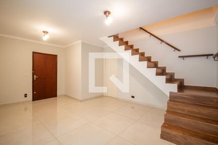 Sala de casa para alugar com 4 quartos, 210m² em Vila Campesina, Osasco