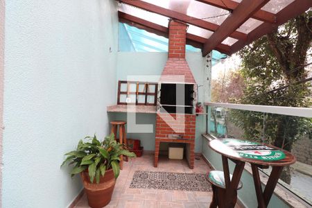Sacada de casa à venda com 2 quartos, 103m² em Vila Valparaiso, Santo André