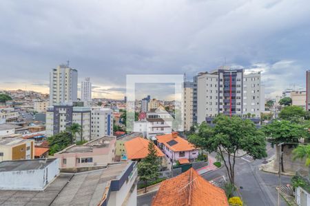 Vista  de apartamento à venda com 2 quartos, 62m² em Graça, Belo Horizonte
