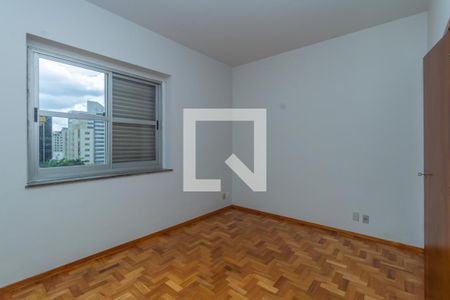 Quarto de apartamento para alugar com 3 quartos, 135m² em Funcionários, Belo Horizonte