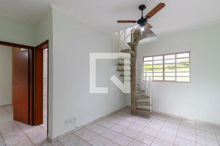 Sala de casa para alugar com 2 quartos, 64m² em Cidade Universitária, Campinas