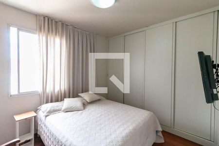 Quarto de apartamento à venda com 3 quartos, 116m² em Savassi, Belo Horizonte