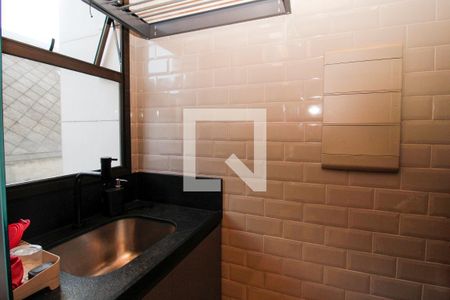 Lavabo de apartamento à venda com 2 quartos, 74m² em Mangabeiras, Belo Horizonte