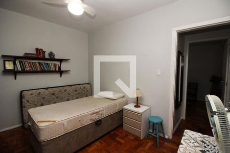 Quarto 1 de apartamento para alugar com 2 quartos, 75m² em Partenon, Porto Alegre