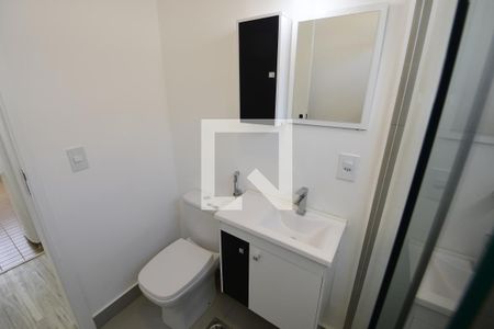 Banheiro de apartamento à venda com 1 quarto, 44m² em Botafogo, Campinas