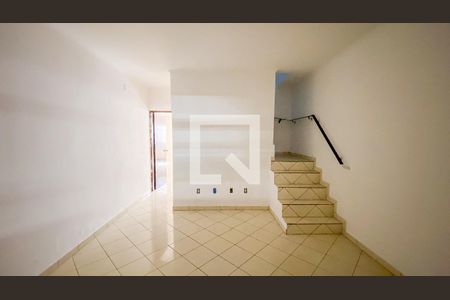 Sala Sala de casa à venda com 2 quartos, 150m² em Vila Floresta, Santo André