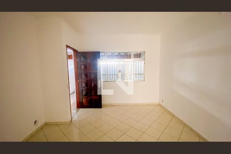 Sala de casa à venda com 2 quartos, 150m² em Vila Floresta, Santo André