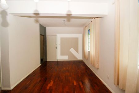 Sala de apartamento para alugar com 3 quartos, 109m² em Santo Antônio, Belo Horizonte
