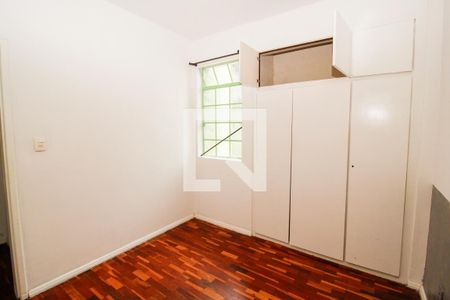 Quarto 2 de apartamento para alugar com 3 quartos, 109m² em Santo Antônio, Belo Horizonte