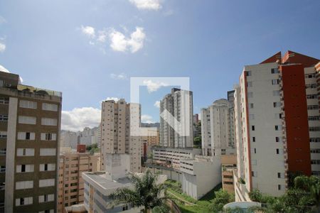 Vista da Sala de apartamento para alugar com 3 quartos, 130m² em Sion, Belo Horizonte
