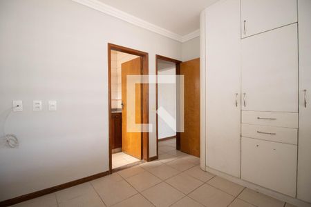 Suíte 1 de casa para alugar com 3 quartos, 200m² em Conjunto F, Brasília