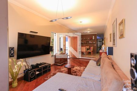 Sala de casa para alugar com 4 quartos, 246m² em Butantã, São Paulo