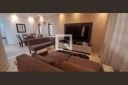 Sala de casa à venda com 3 quartos, 300m² em Jardim das Flores, Osasco