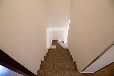 Escada de casa à venda com 3 quartos, 130m² em Brooklin, São Paulo
