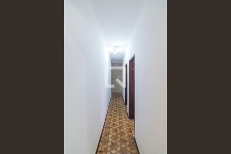 Corredor de casa para alugar com 2 quartos, 140m² em Vila Camilopolis, Santo André