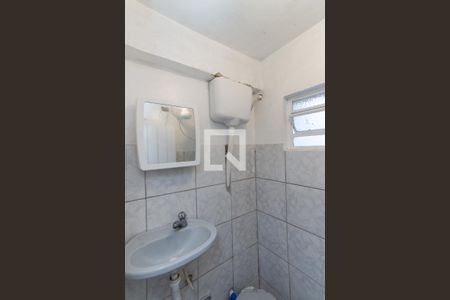 Banheiro de casa para alugar com 1 quarto, 31m² em Vila Gustavo, São Paulo