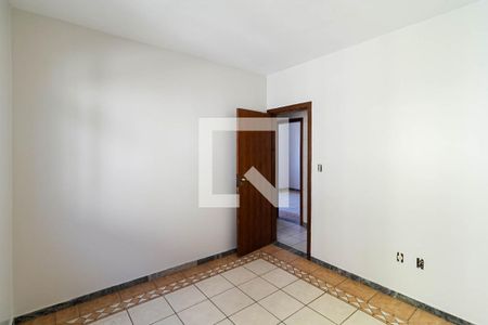 Quarto 1 de apartamento para alugar com 3 quartos, 90m² em Serrano, Belo Horizonte