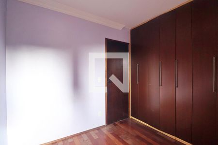 Suíte - Quarto 1 de apartamento para alugar com 2 quartos, 64m² em Parque das Nações, Santo André