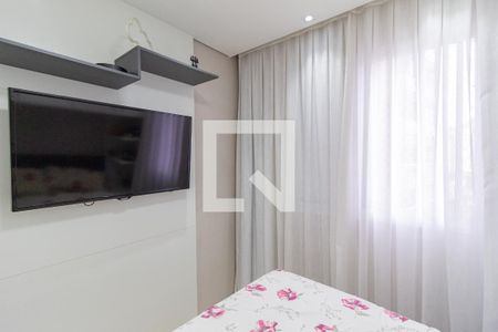 Quarto 2 de apartamento para alugar com 2 quartos, 49m² em Jardim Roberto, Osasco