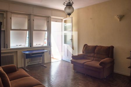 Sala de estar de apartamento para alugar com 4 quartos, 220m² em Santana, Porto Alegre