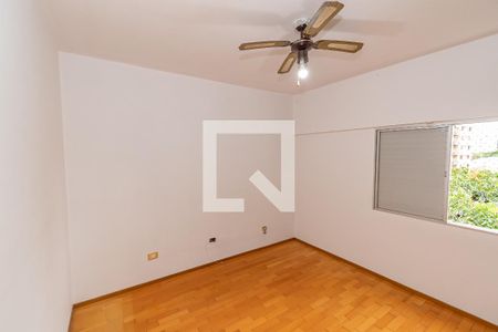 Quarto  de apartamento à venda com 1 quarto, 60m² em Cambuí, Campinas