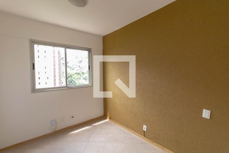 Quarto de apartamento para alugar com 3 quartos, 86m² em Vila Paris, Belo Horizonte