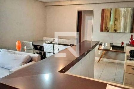 Sala  de apartamento à venda com 2 quartos, 76m² em Belvedere, Belo Horizonte