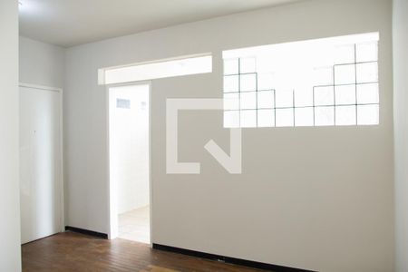 Sala de apartamento à venda com 3 quartos, 75m² em Serra , Belo Horizonte
